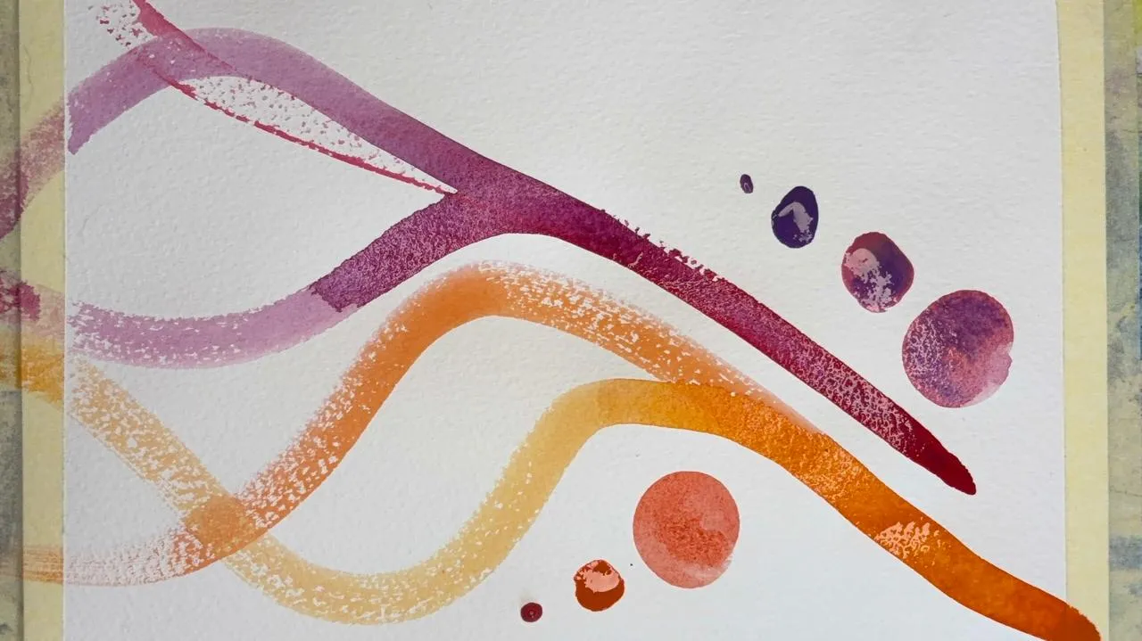 bunte Punkte mit Aquarellfarben in einer abstrakten Komposition malen