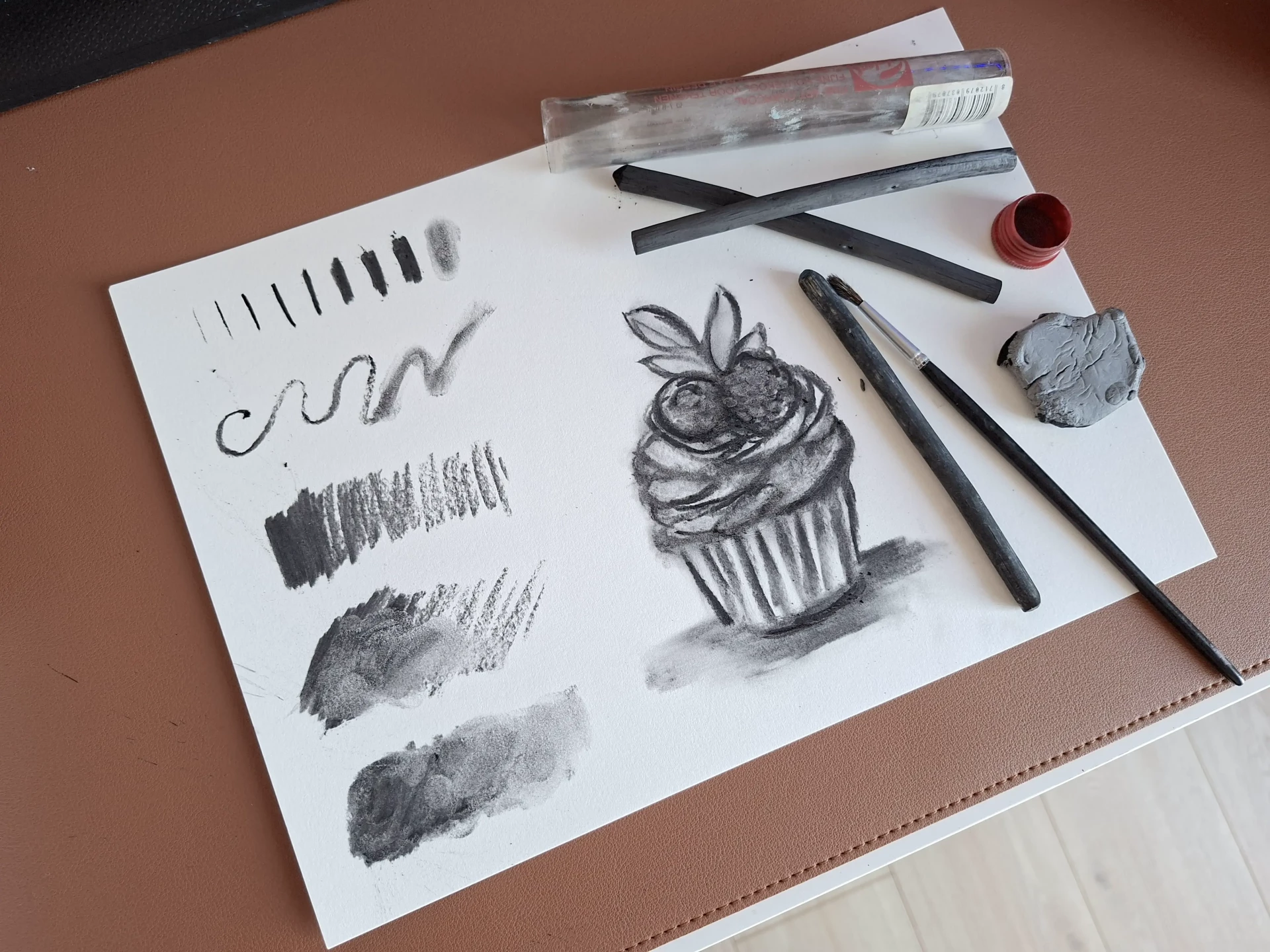 dessiner avec du fusain