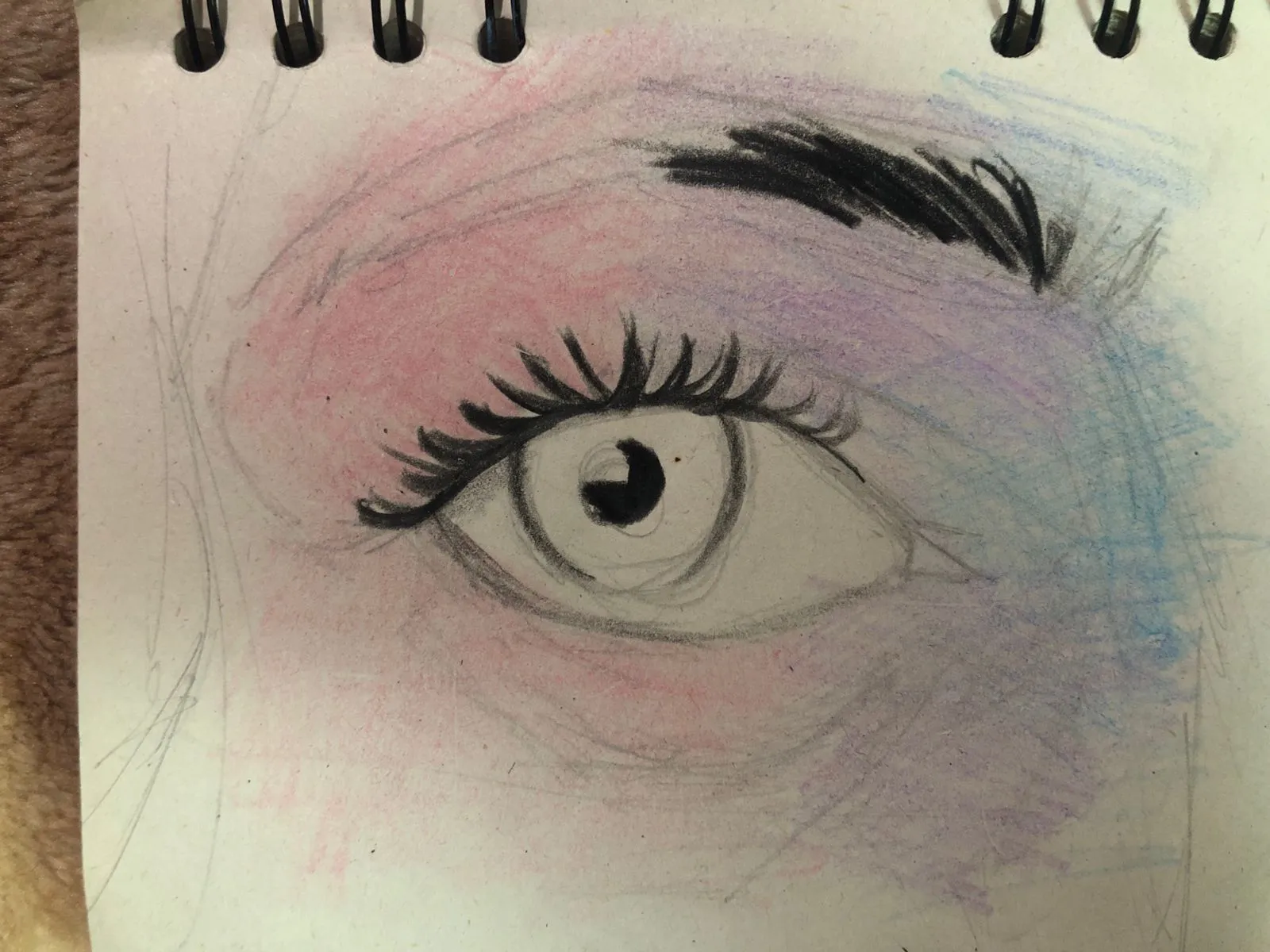 dessiner différentes couches de couleurs d’un oeil 