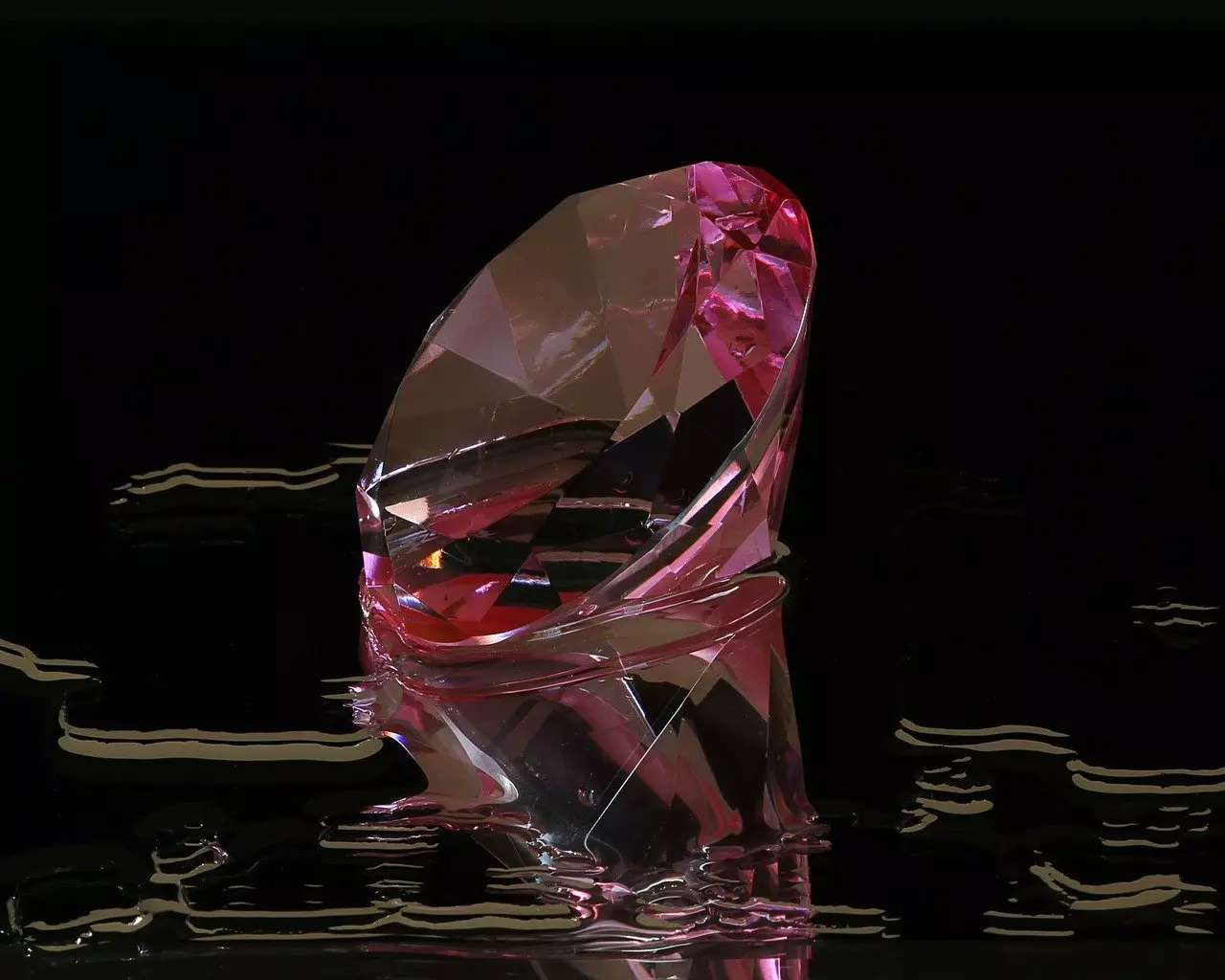 image référence d’un diamant rose