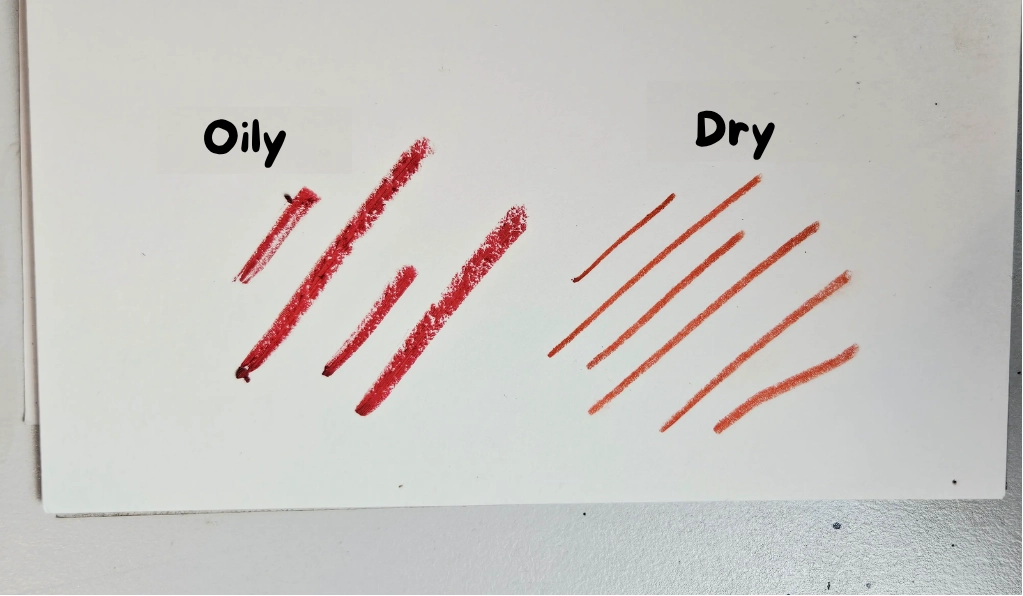 the differences in details between dry pastel and oil pastel