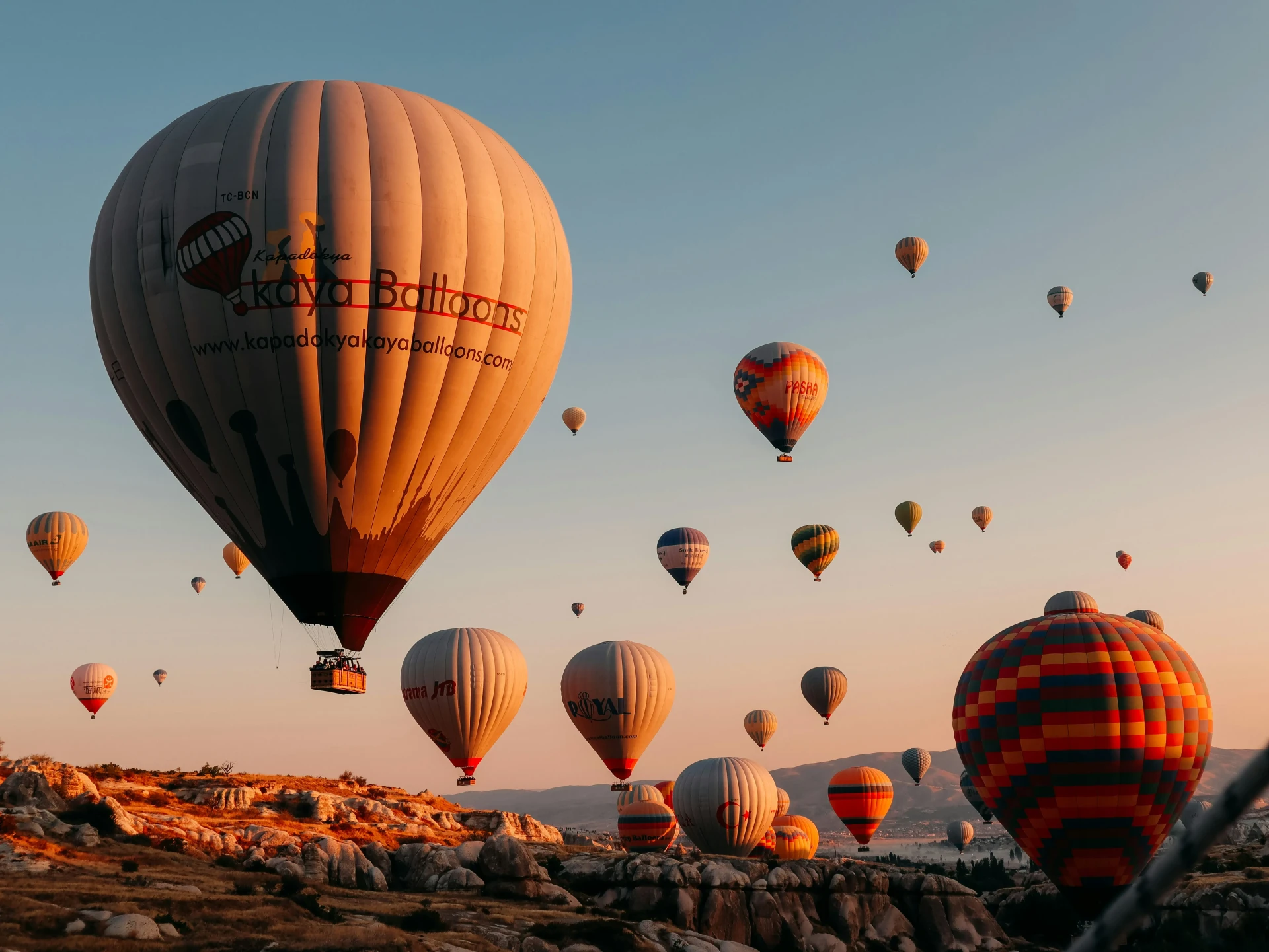 photo de montgolfières