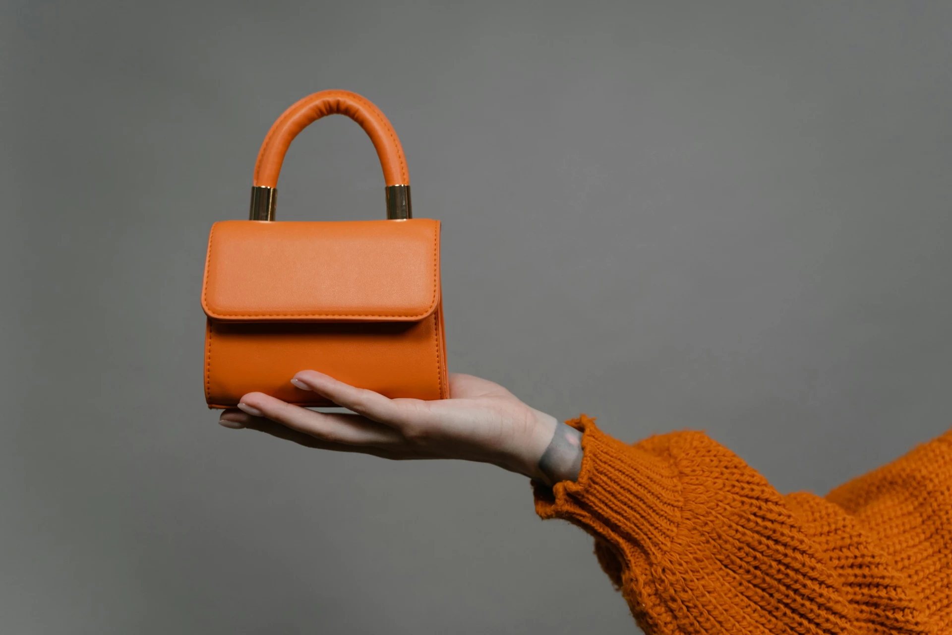ajouter des accessoires pour peindre un personnage à l'aquarelle