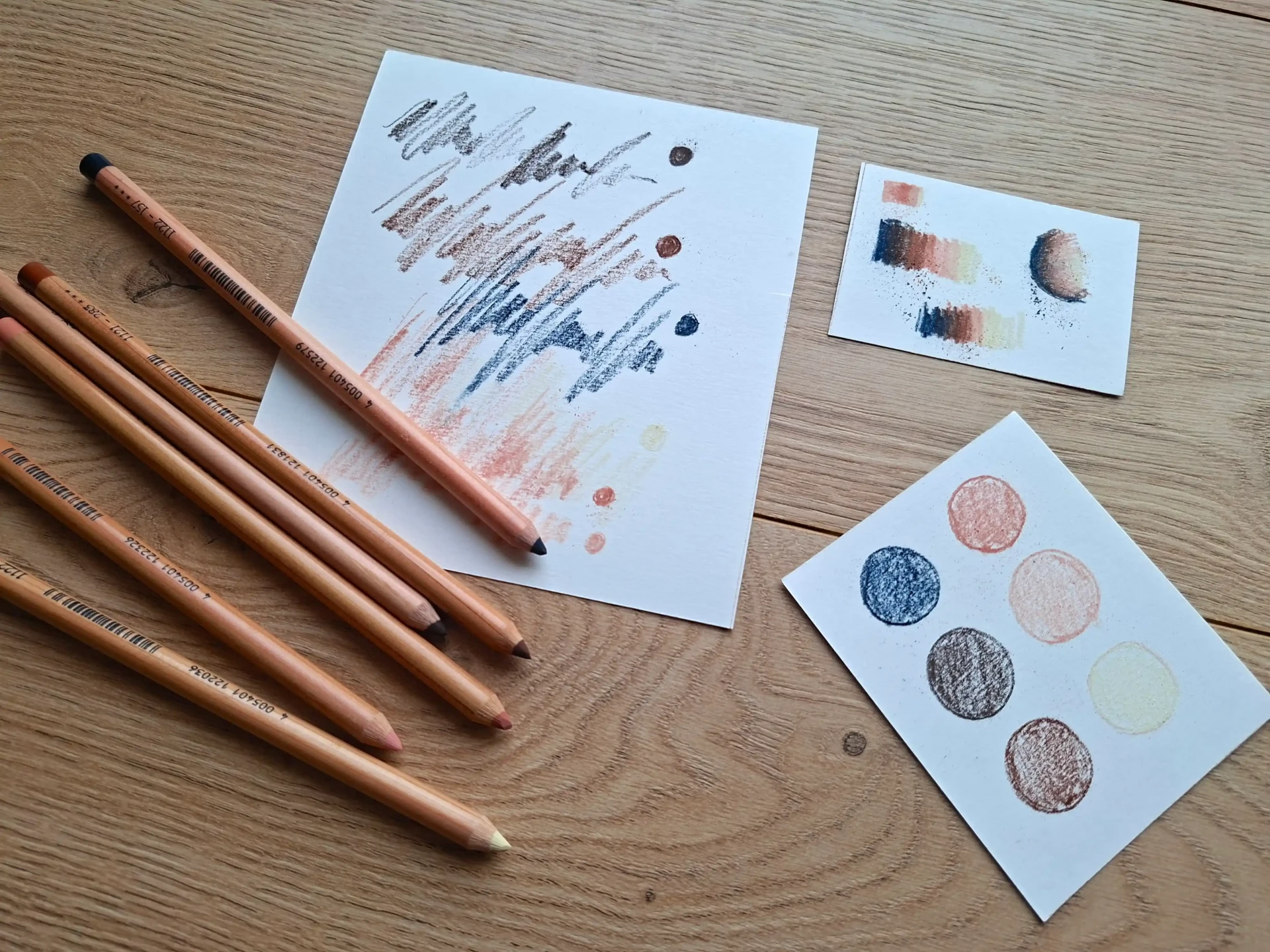 sélectionner des couleurs avant de dessiner un portrait au pastel sec