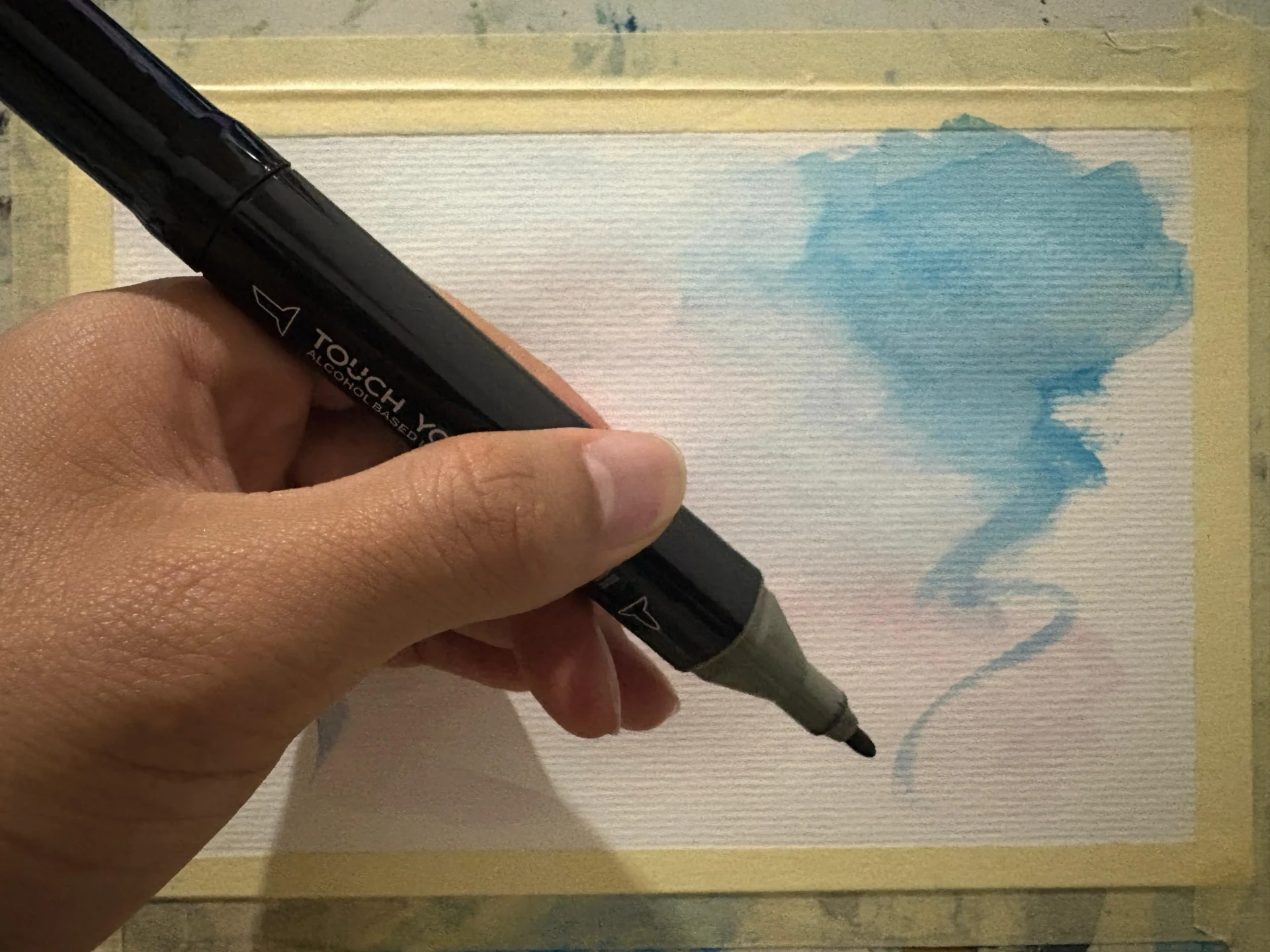 dessiner un portrait avec la technique du trait continu